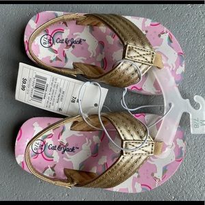 Pink/gold unicorn flip flops. medium toddler 7/8